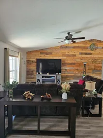 Backyard Oasis! Cozy home & screened heated pool. - Image 3