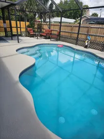 Backyard Oasis! Cozy home & screened heated pool. - Image 2
