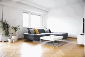 Charming Penthouse in the City Center - Image 2