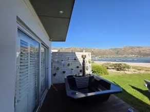 8 On Fleur Park Beach - Image 3