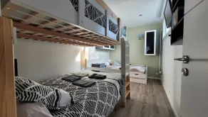 2-room apartment 32 m² / Easy parking / Well-equipped / Ground floor - Image 2