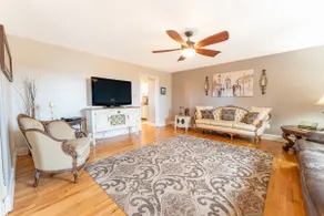 T3V Farmhouse - Image 3