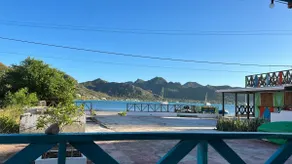 Island Boutique Lodge with Partial Ocean View and Kayak - Image 4