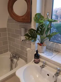 Lovely 3 bed condo - Image 3
