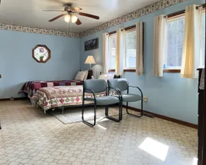 Driftless Area Hidden Hollow House - Image 3