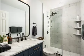 King Beds, W/D, Full Kitchen Near Downtown Denver! - Image 5