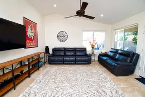 Gilbert Ranch Retreat & Non Heated Pool. Walk to Shops and Restaurants. - Image 4