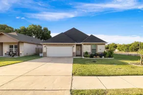 Elegant Living|4 Miles to AT&T Stadium & Six Flags - Image 5
