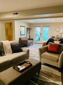 Garden Retreat: Bellevue 2BR w/ King Bed & Patio - Image 3