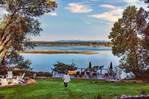 Magical Waterfront Cottage on Rocky Bay - Image 3