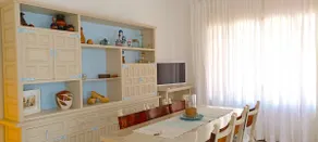 Seaside Chalet - Image 2