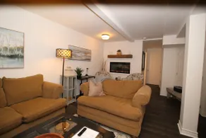 Private Luxury 1 Bedroom Suite - Image 4