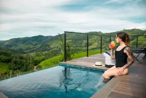 Boutique Cabin - Heated Pool & Breakfast - Image 4