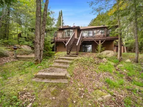 Spacious 4BR Lake House •Sauna•Beach - Image 2