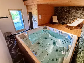 Chez Lucienne, jacuzzi et sauna - Image 4