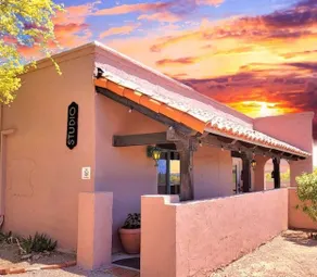 Beautiful Artist Studio with Desert Views - Image 2
