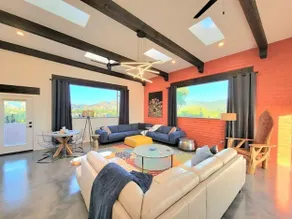 Beautiful Artist Studio with Desert Views - Image 4