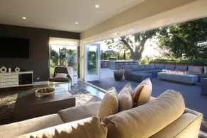 HOT TUB / Chic / Firepit / Rocky Peak / Beautiful! - Image 4
