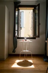 [1 MIN to hospital] - Kingsize Bed + Kitchenette - Image 5