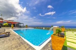 BlissVilla:Infinity pool, stunning sea/mtn views - Image 3