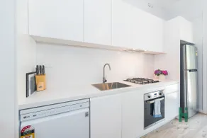 Crows Nest LemonTree 3 Bedroom Home Nr Metro FreeP - Image 5