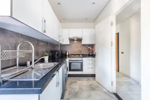 High-end apartment in the center of Gueliz - Image 3