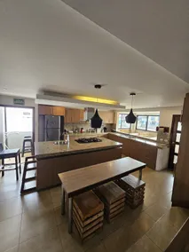 Beautiful and elegant 5-bedroom house for 10 people - Image 4