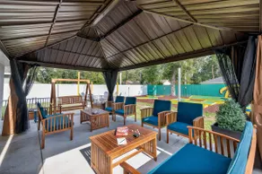Tropical Escape+Golf-NEXT TO Springs-Kayaks+Arcade - Image 2