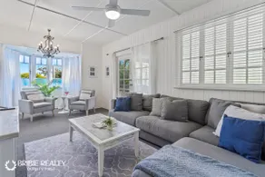 BELLA ABODE AND POOL Loft and 4 Bedroom Entertainer - Image 4