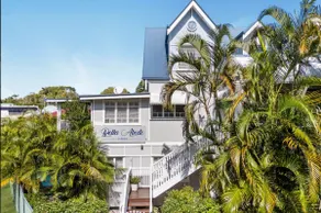 BELLA ABODE AND POOL Loft and 4 Bedroom Entertainer - Image 2