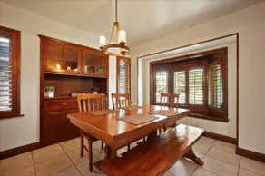 The Red Door Bungalow - Image 4