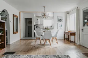 Charming Downtown Midland Two Bedroom - Image 4
