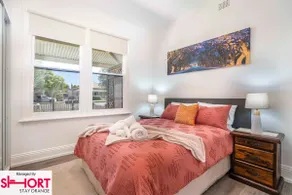 One Bedroom Apartment on Summer - No 3 Near CBD - Image 2