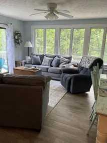 Madison's Manor - Image 4