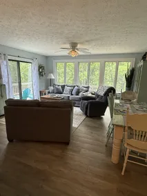 Madison's Manor - Image 3