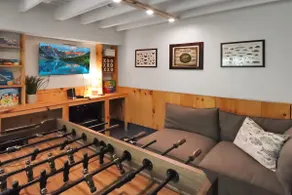 Family friendly with Game Room and Firepit - Image 4