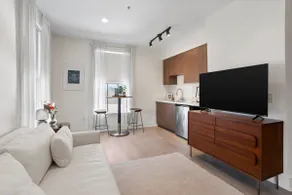 Willie Morris Loft at Belhaven Town Center - Image 2
