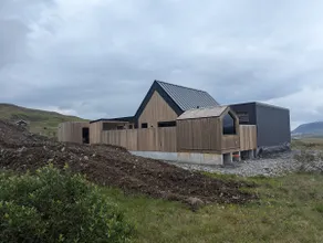 Álfheimar · Golden Circle Lodge Hot Tub & Sauna - Image 2