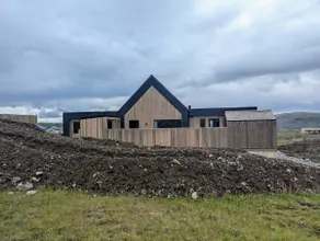 Álfheimar · Golden Circle Lodge Hot Tub & Sauna - Image 4
