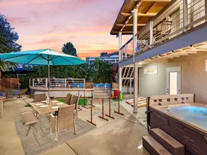 Majestic 5br Villa With Guesthouse, Pool & Spa - Image 3