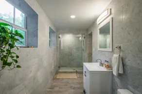 Moko Jumbie House - \"Historic Suite\" \nA Modern 1-Bedroom Oasis. - Image 4