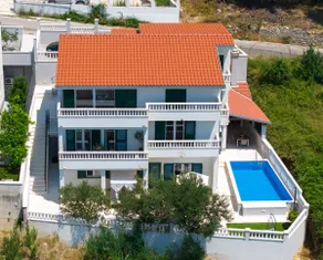 Exclusive Villa Duda with private pool and tavern - Image 2