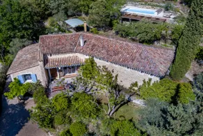 Charm in Provence - Image 2