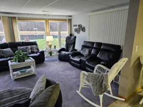 2300 sq ft of serenity & activity with pond - Image 3