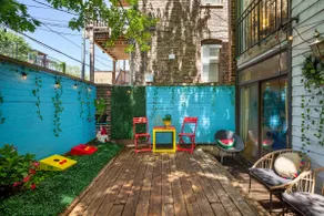 Bright & Cozy 3 Story Lincoln Park Home | DePaul - Image 2