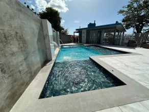 4 bdr house w/private pool near Combate beach - Image 2
