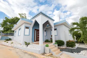 4 bdr house w/private pool near Combate beach - Image 5