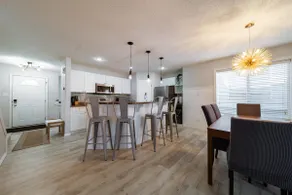 Spacious Lux Escape | Arcade | AC | 5BR | Sleep 10 - Image 3