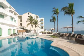 Ocean View: Terrace & Pools - Image 5