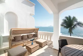 Ocean View: Terrace & Pools - Image 3